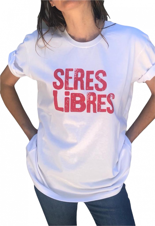 seres libres remera blanca